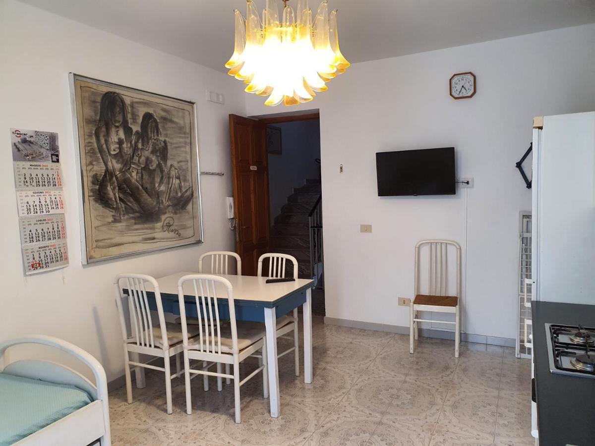 Case Vacanza Armando "Lipari" Canneto  Værelse billede